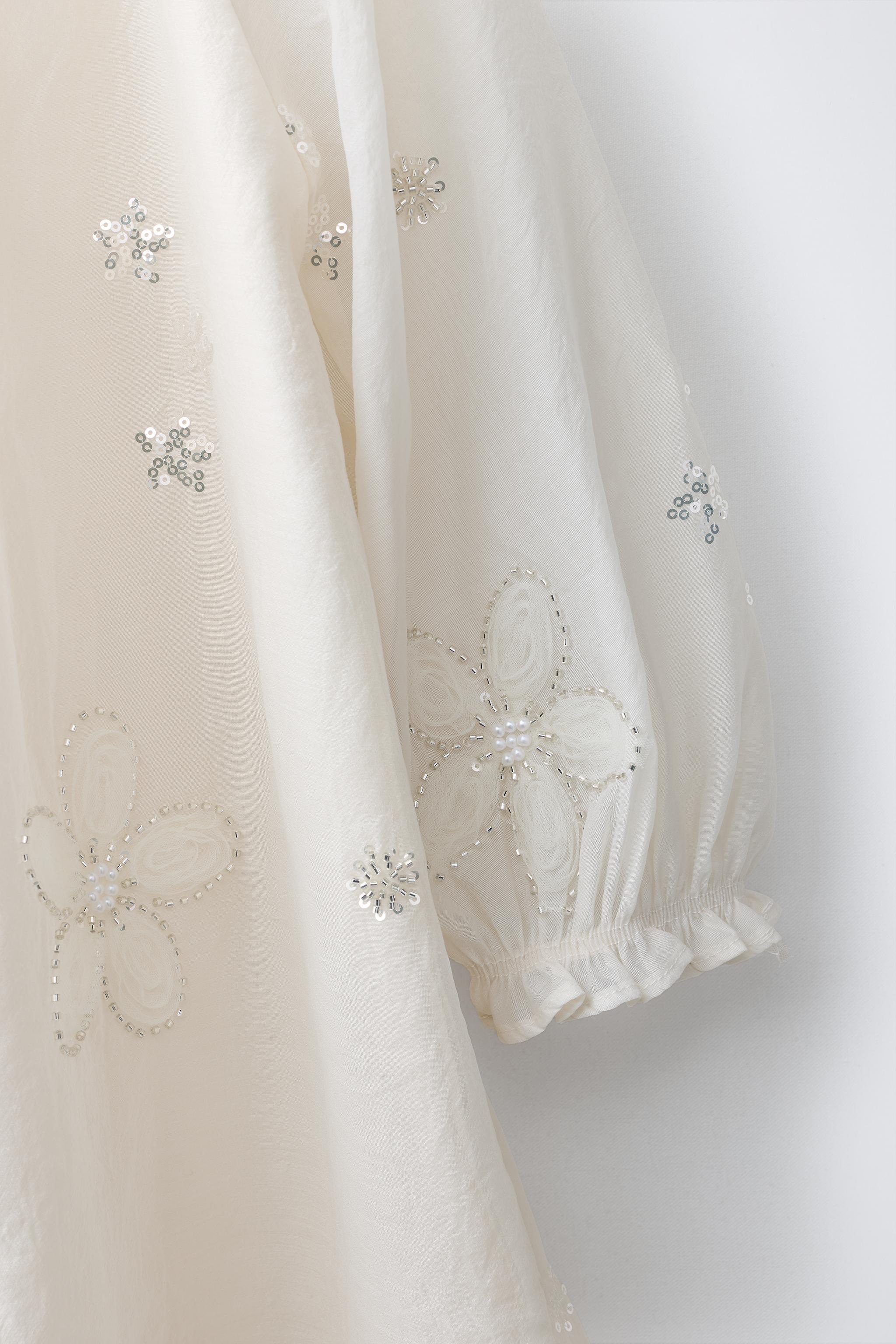 ROBE ROMANTIQUE FLEURS BIJOUX